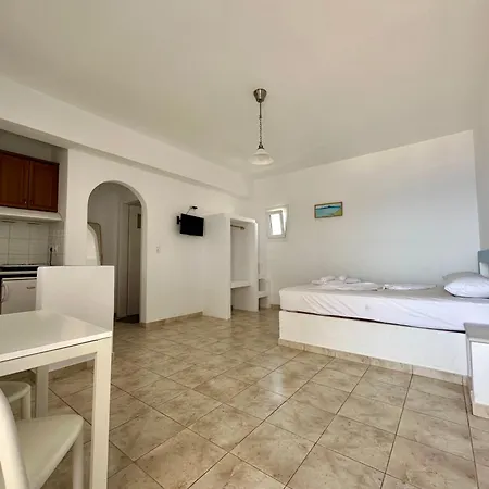 Restia Apartment Donoussa Exterior photo