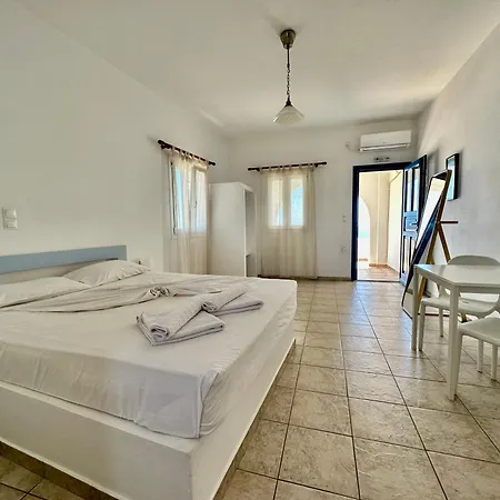 Restia Apartment Donoussa Exterior photo